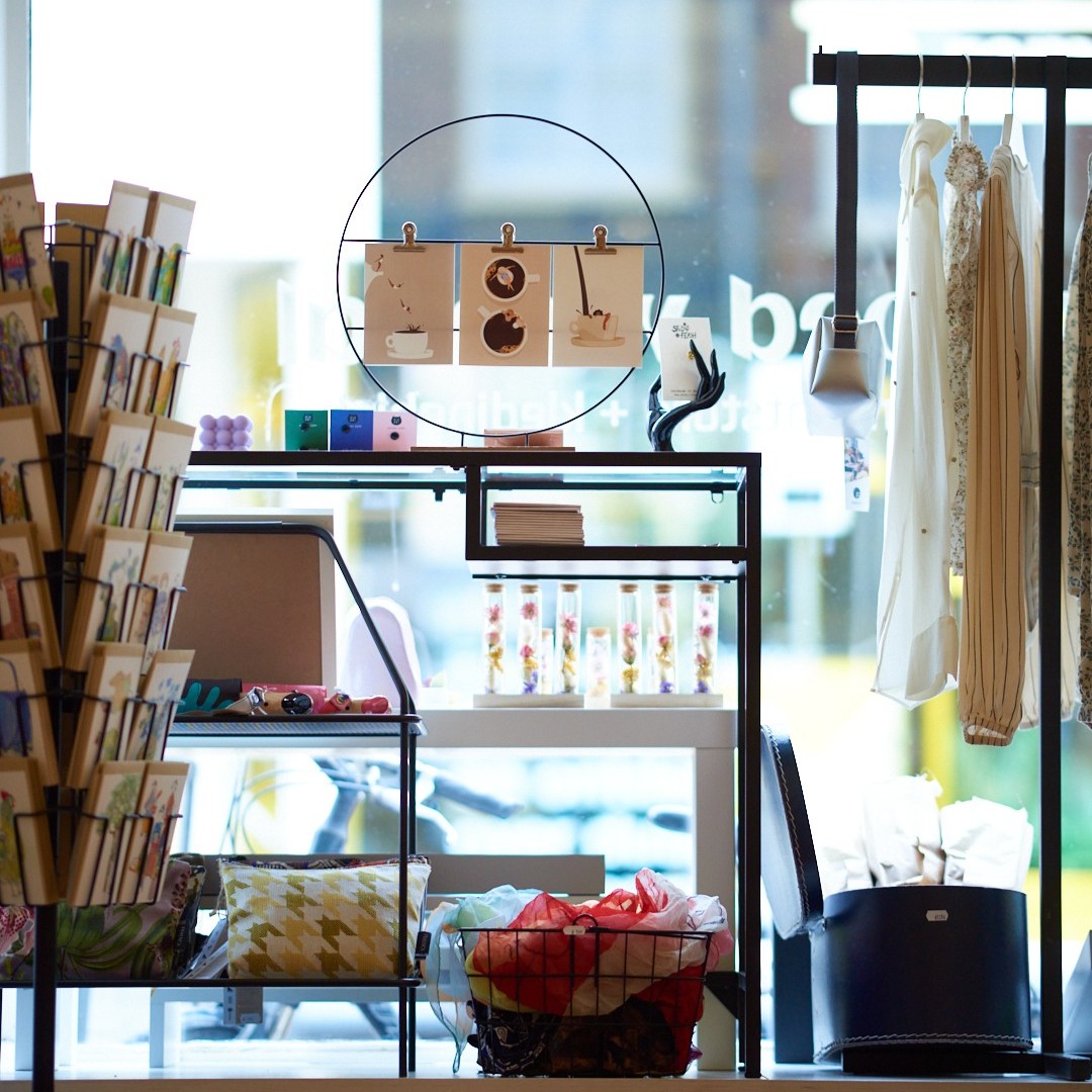 Clothing Library LESS Arnhem 4 1X1