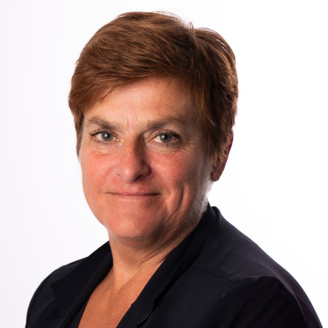 Portretfoto Nelly Kalfs